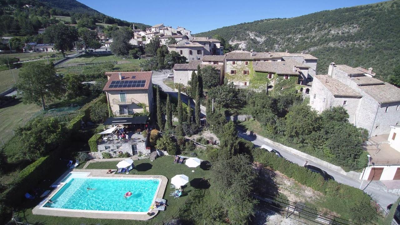 Agriturismo Roccagelli Vallo di Nera ภายนอก รูปภาพ