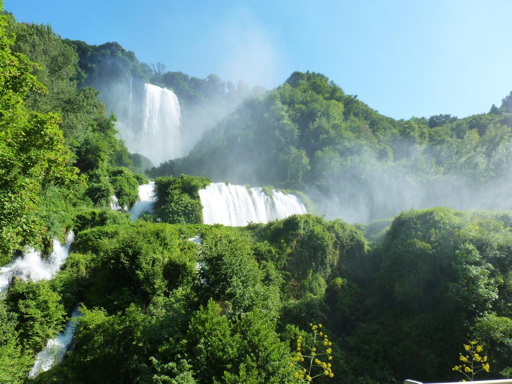 Agriturismo Roccagelli Vallo di Nera ภายนอก รูปภาพ