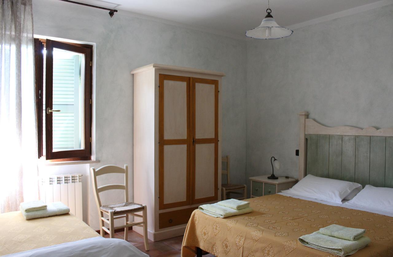 Agriturismo Roccagelli Vallo di Nera ภายนอก รูปภาพ