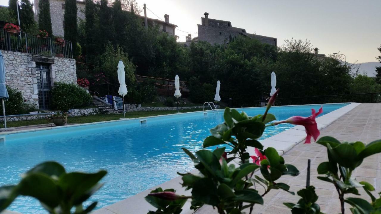 Agriturismo Roccagelli Vallo di Nera ภายนอก รูปภาพ